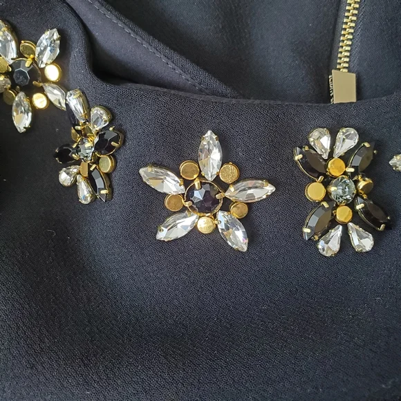 Vince Camuto Gemstone Detail Dress - Picture 8 of 8